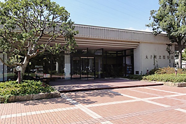 あすかホール／太子町立図書館